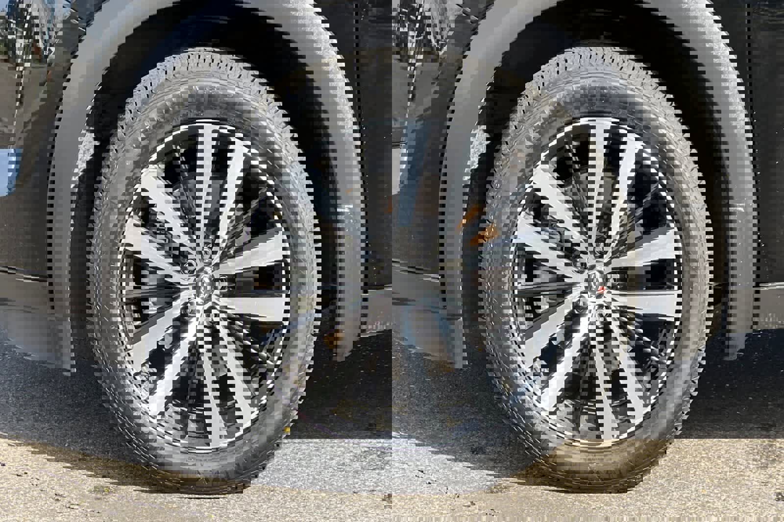 Certified 2024 Nissan Pathfinder Platinum w/ Cargo Package image 38