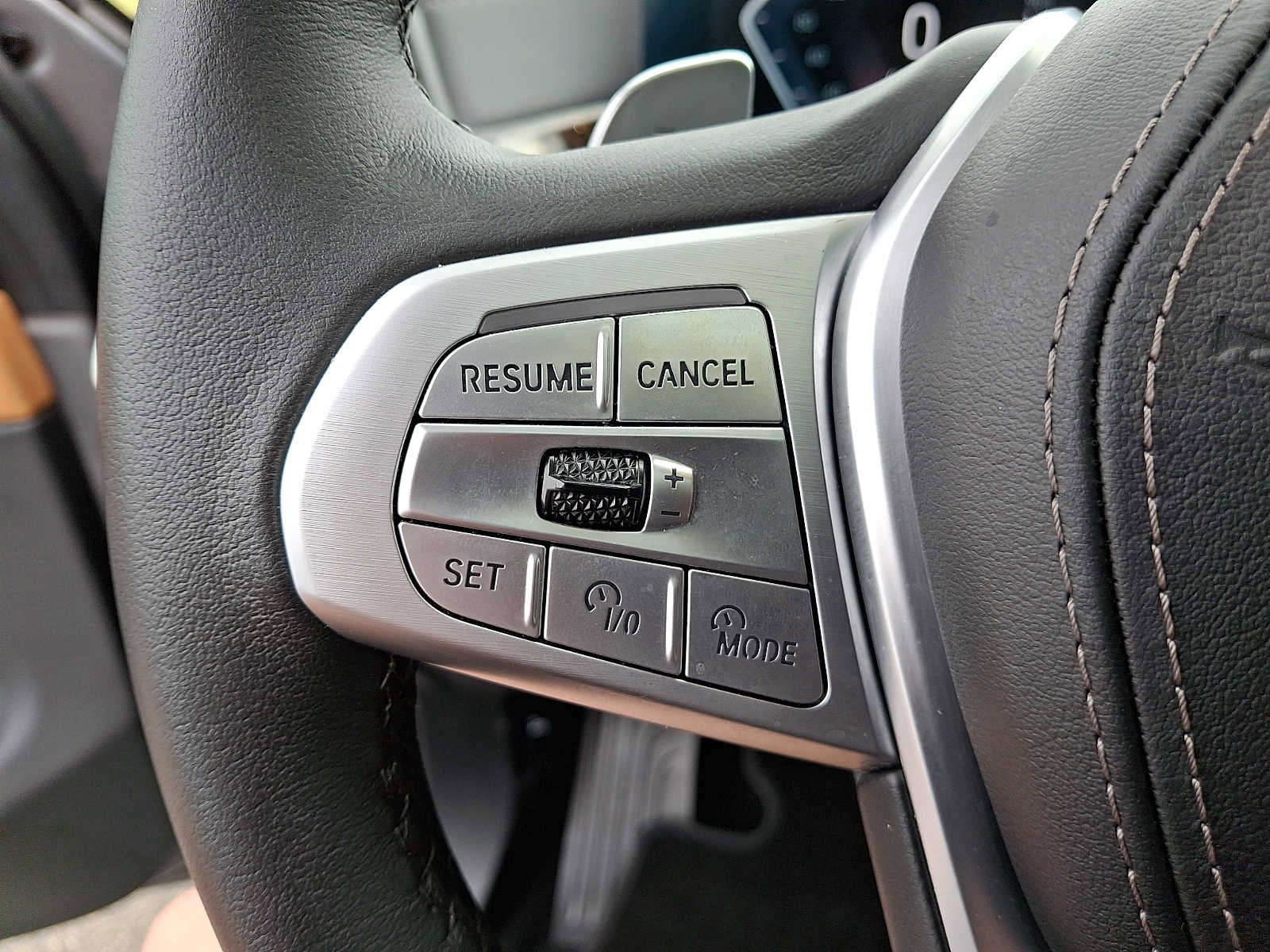 Certified 2024 BMW X7 xDrive40i image 23