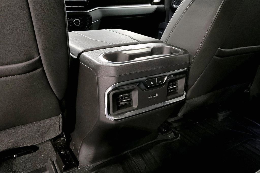 Used 2025 GMC Sierra 1500 SLT image 31