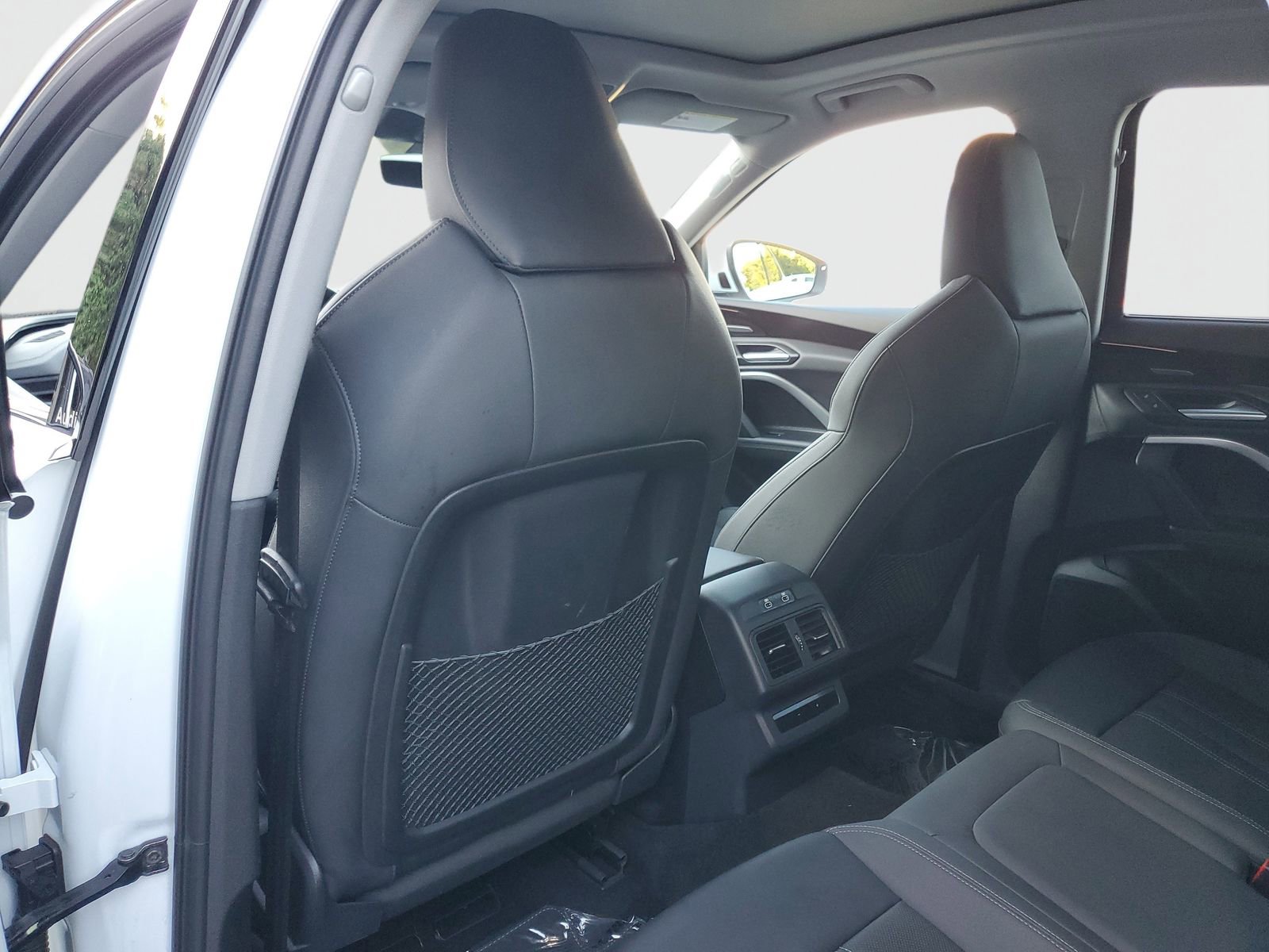 Used 2025 Audi Q5 Premium Plus w/ Premium Plus image 14