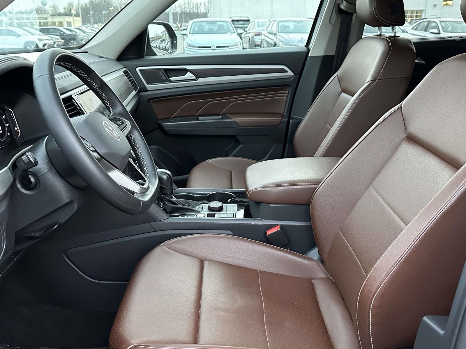 Used 2022 Volkswagen Atlas SE w/ Panoramic Sunroof Package image 8