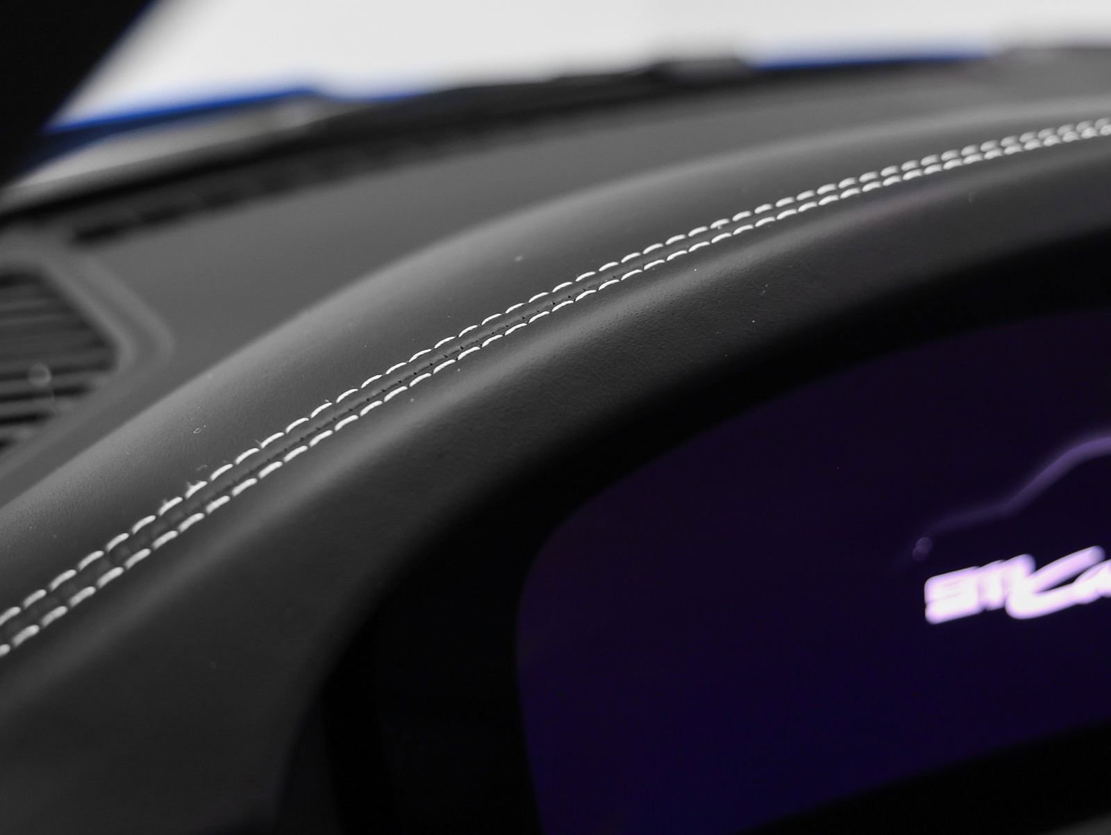 Certified 2025 Porsche 911 Carrera image 39