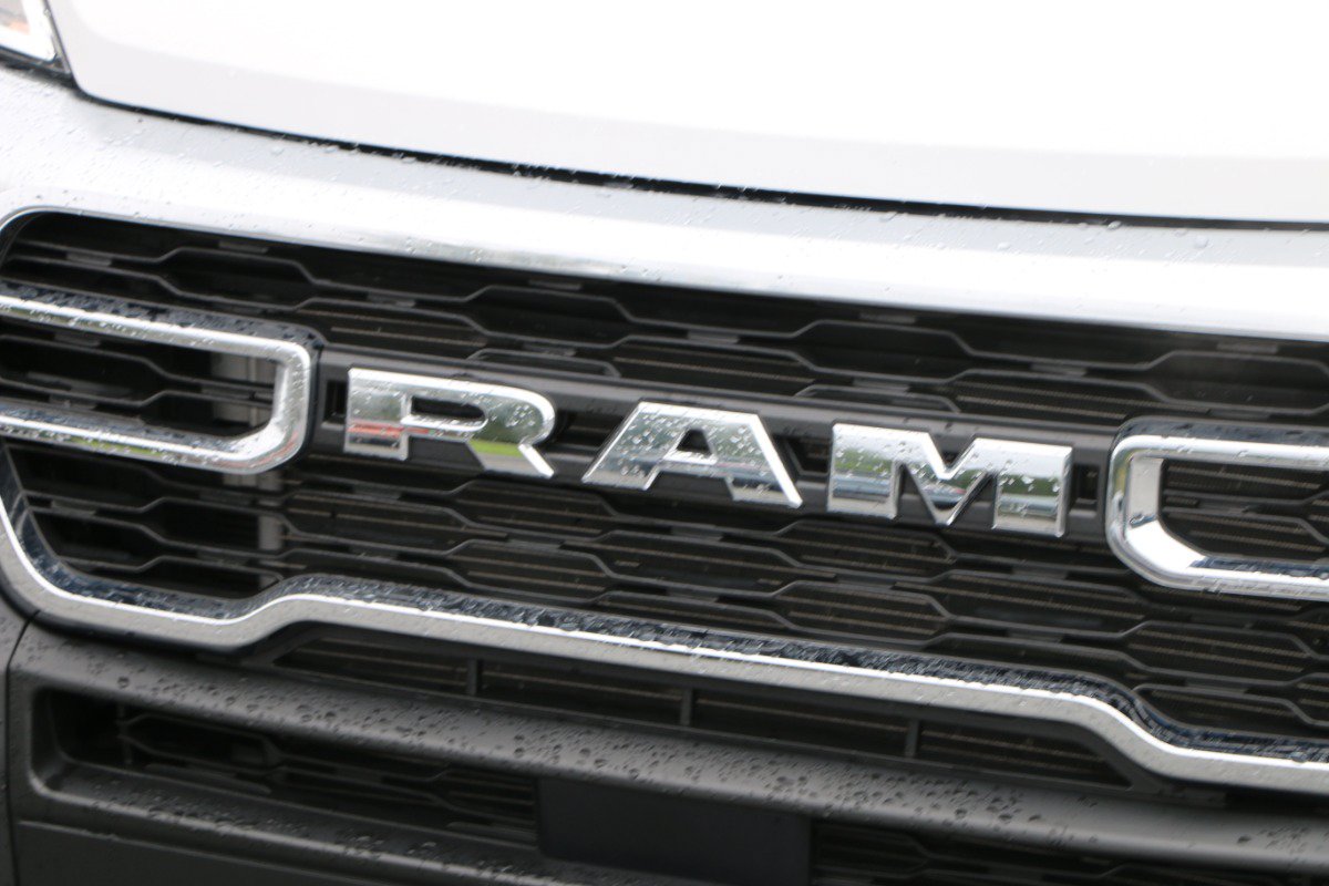 Used 2025 RAM ProMaster 2500 w/ U-Haul Equipment Group FWD image 12