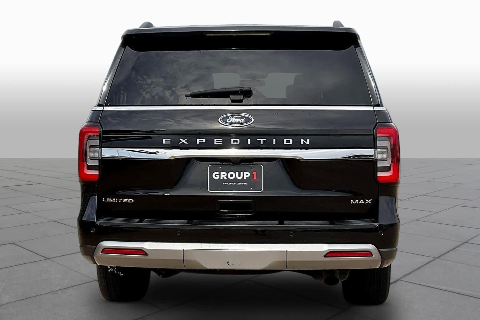 Used 2024 Ford Expedition Max Limited RWD image 6