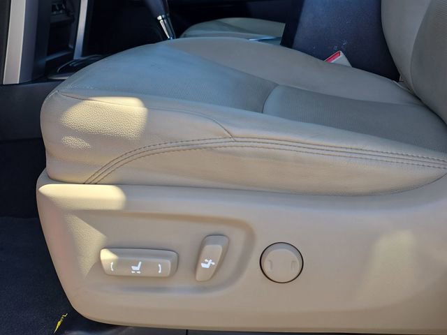 Used 2021 Toyota 4Runner Limited image 28