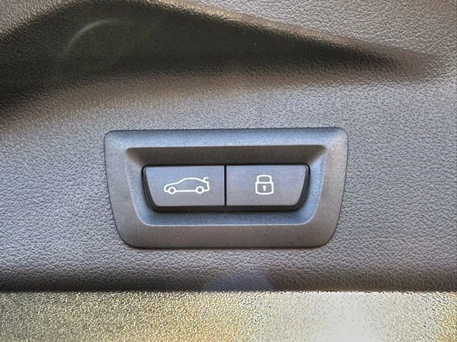 Certified 2024 BMW X5 xDrive40i w/ Premium Package image 34