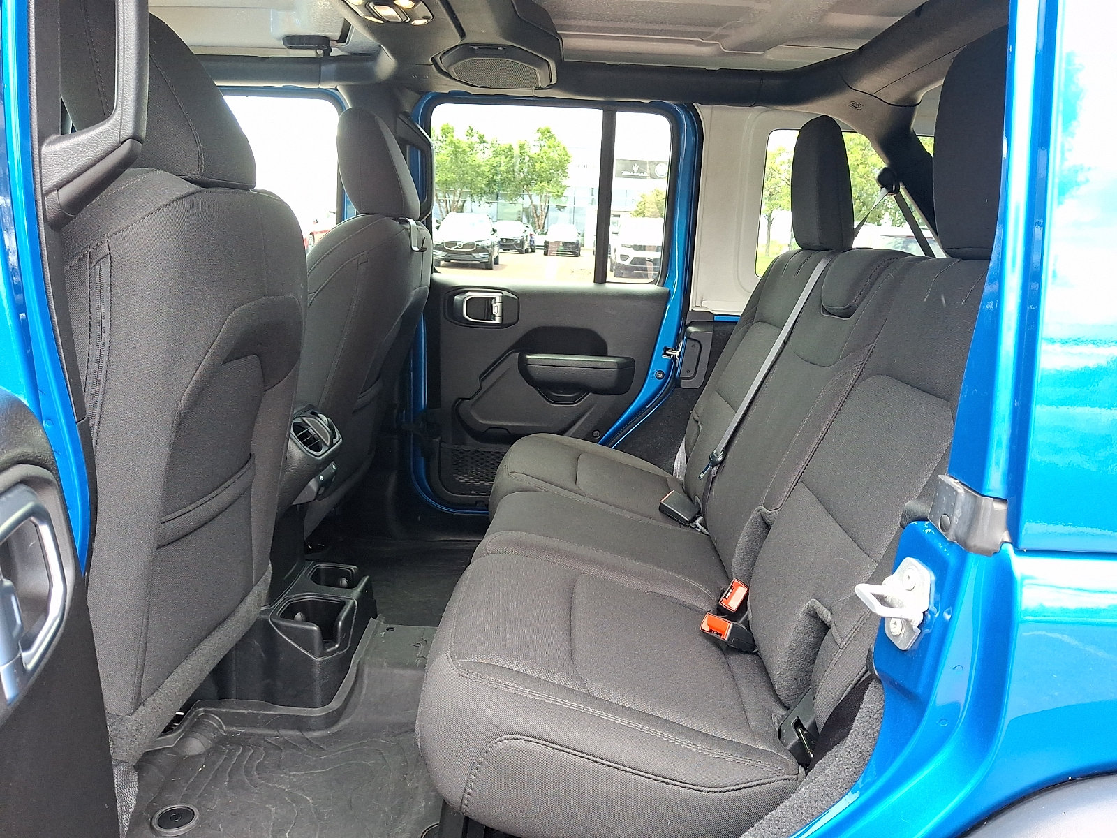Used 2023 Jeep Wrangler Unlimited Sport AWD/4WD image 9