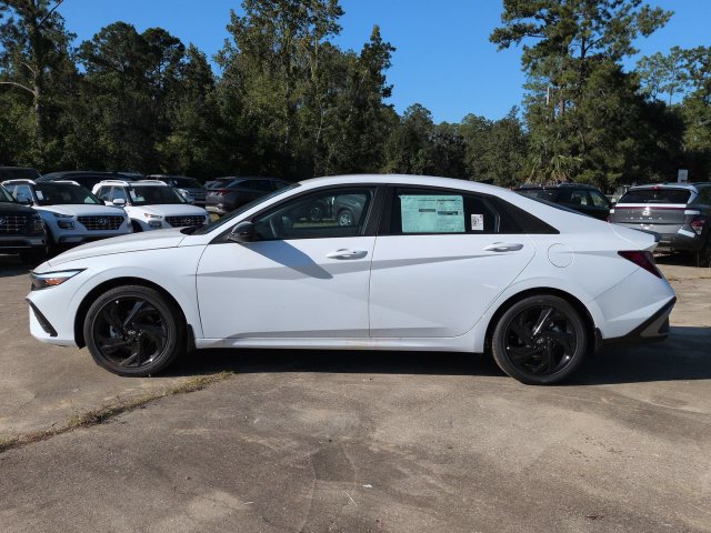 New 2026 Hyundai Elantra SEL Sport FWD image 8