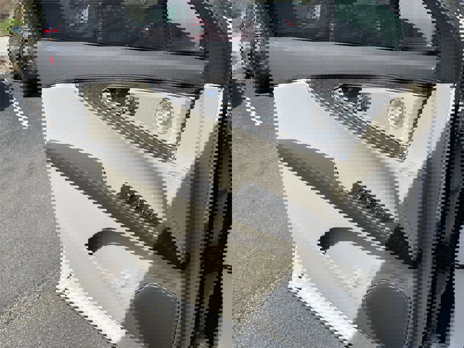 Used 2019 Lincoln Nautilus Reserve w/ Ultimate Package image 27