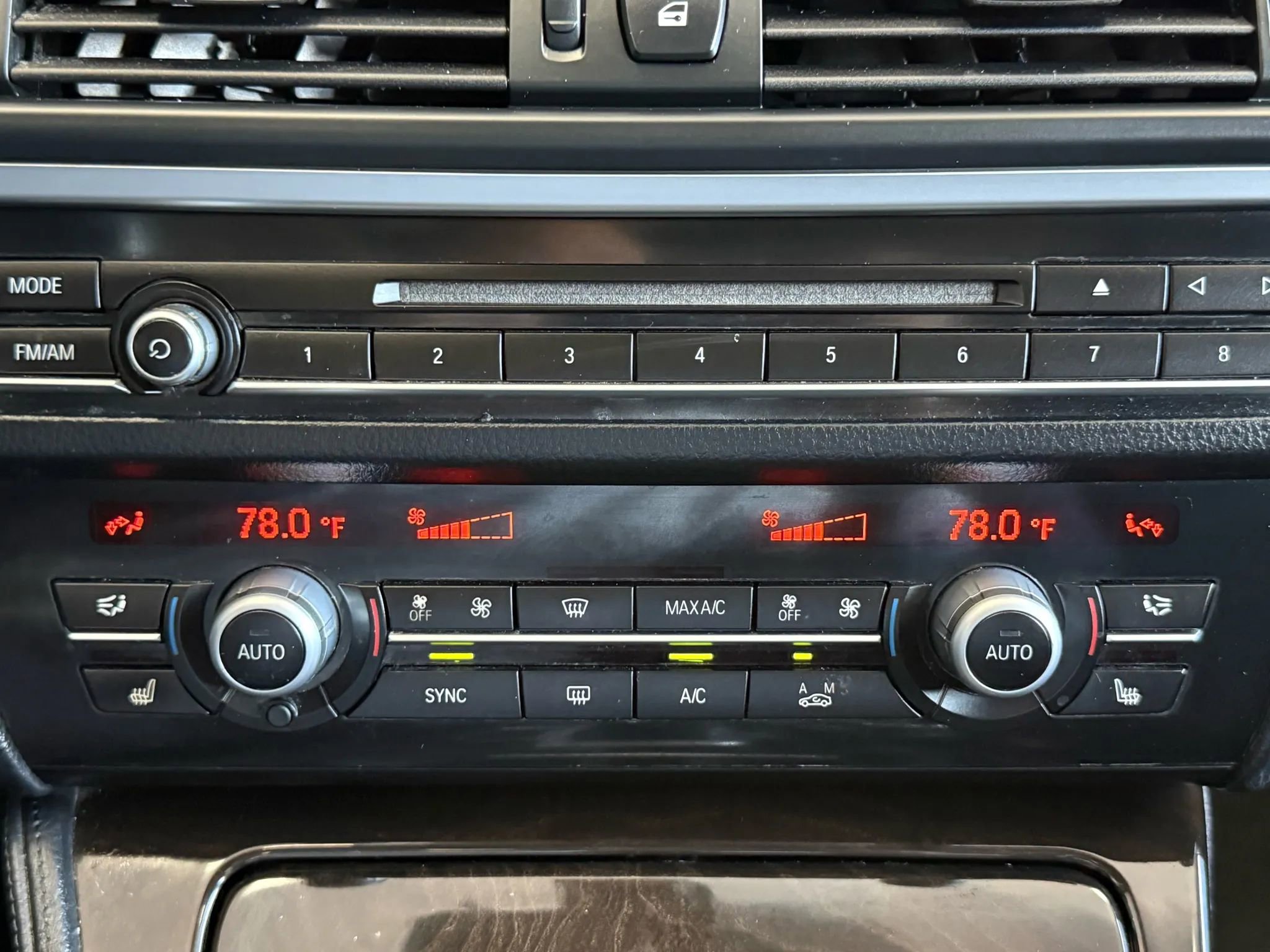 Used 2015 BMW 528i xDrive Sedan image 16