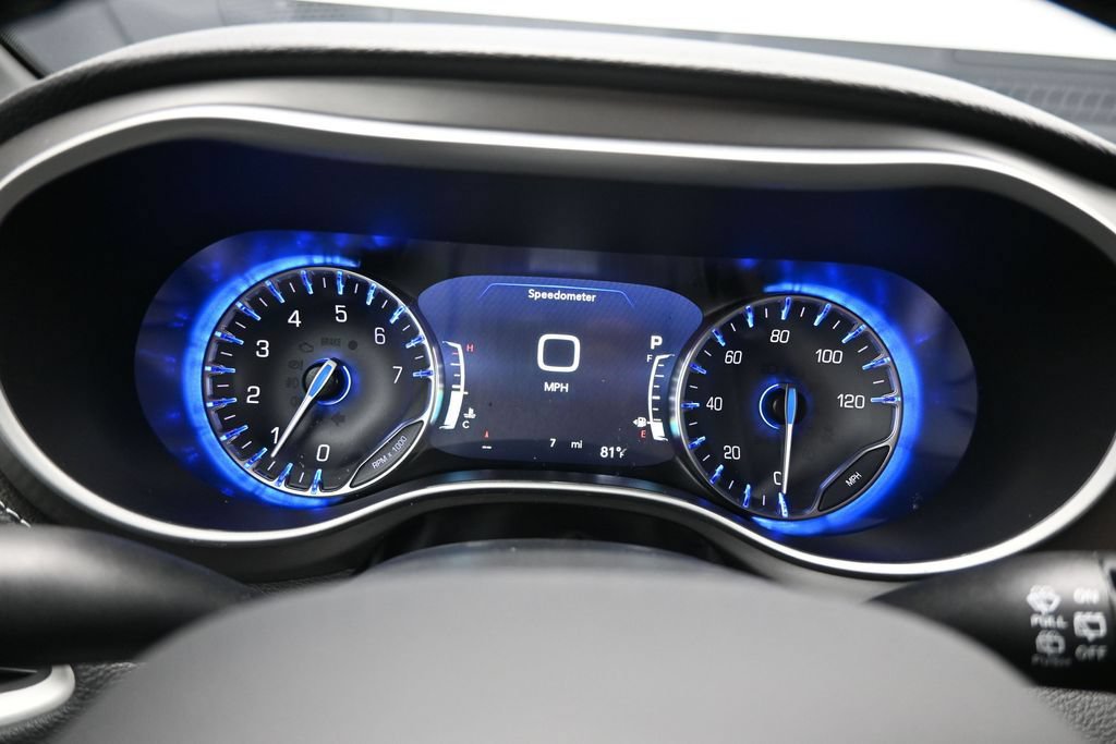 New 2027 Chrysler Pacifica Select FWD image 15