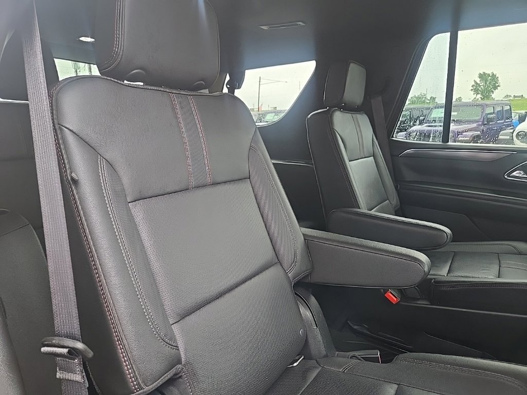 Used 2021 Chevrolet Tahoe RST w/ Luxury Package AWD/4WD image 92