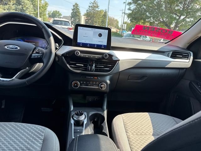Used 2020 Ford Escape SE Sport FWD image 19
