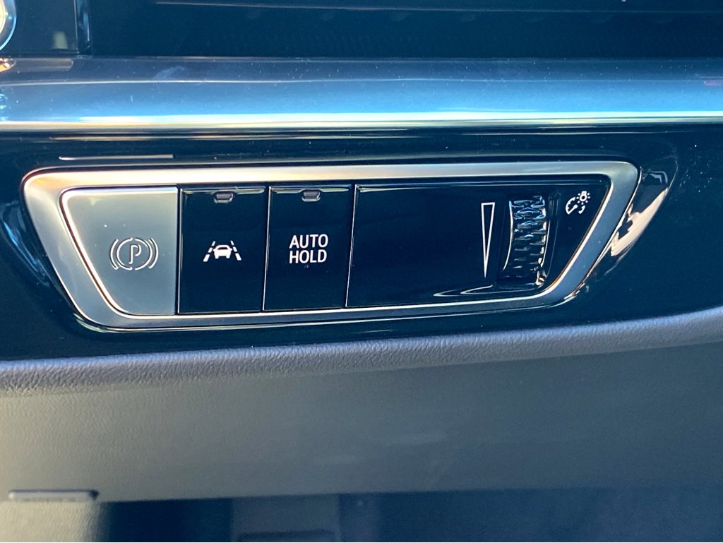 New 2024 Cadillac Lyriq Luxury image 15