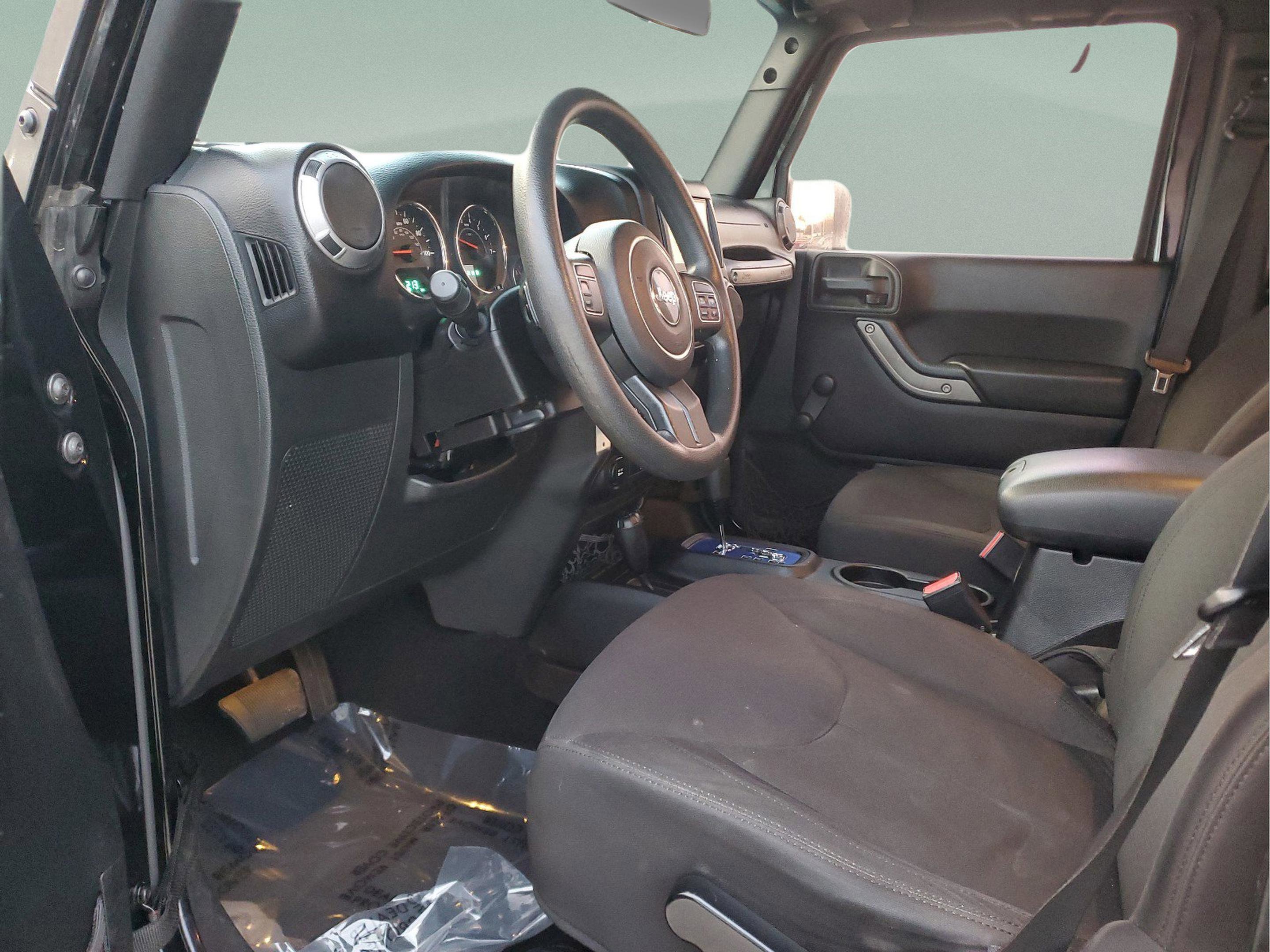 Used 2015 Jeep Wrangler Unlimited Sport w/ Trailer Tow Group image 27