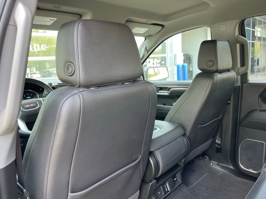 Used 2025 GMC Sierra 1500 SLT AWD/4WD image 27