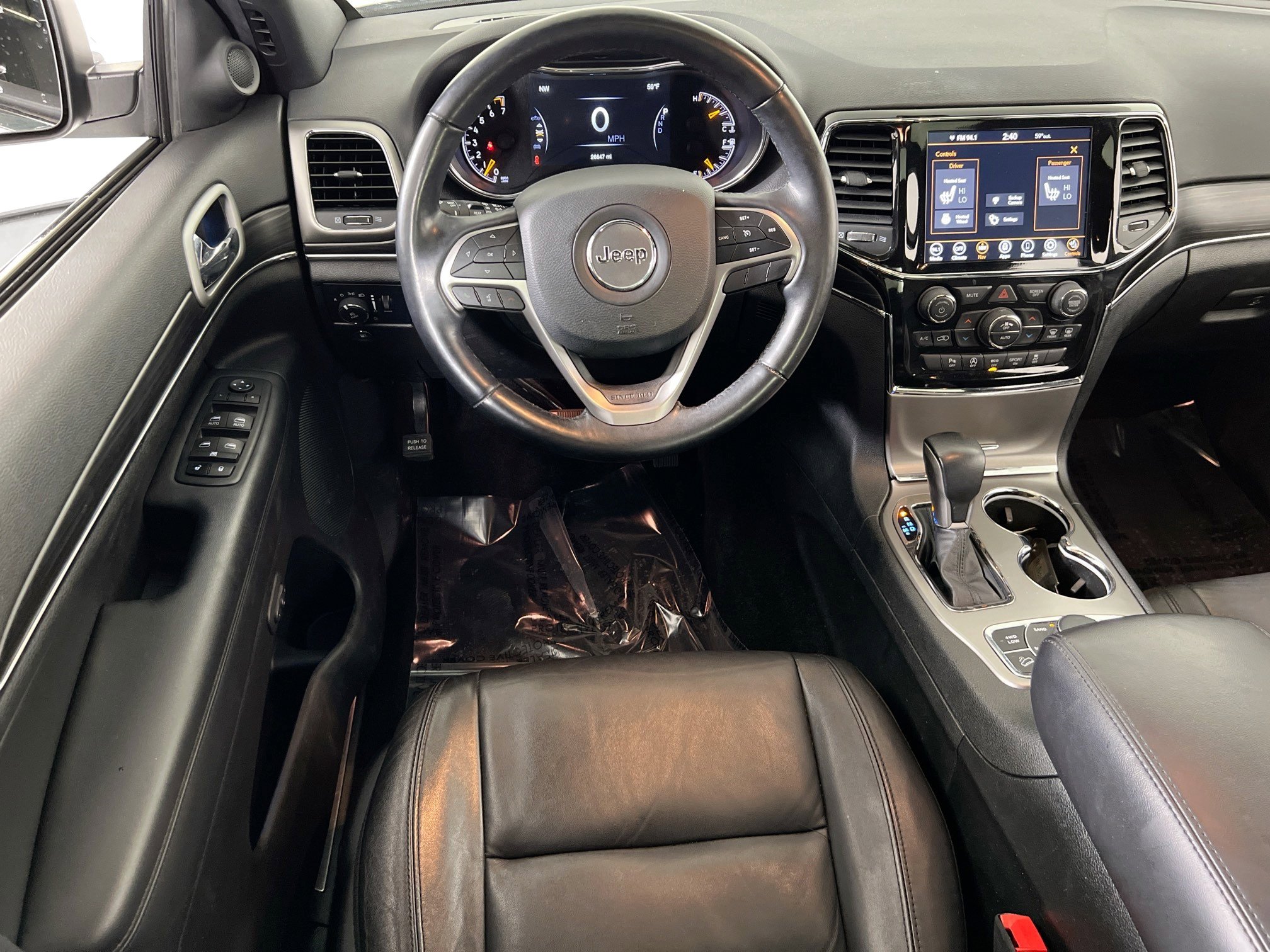 Used 2021 Jeep Grand Cherokee Limited image 23