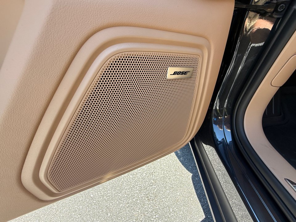 New 2026 Porsche Macan Turbo AWD/4WD image 22