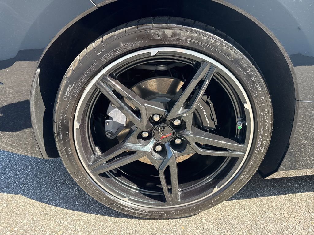 Used 2025 Chevrolet Corvette Stingray Coupe w/ 1LT image 12