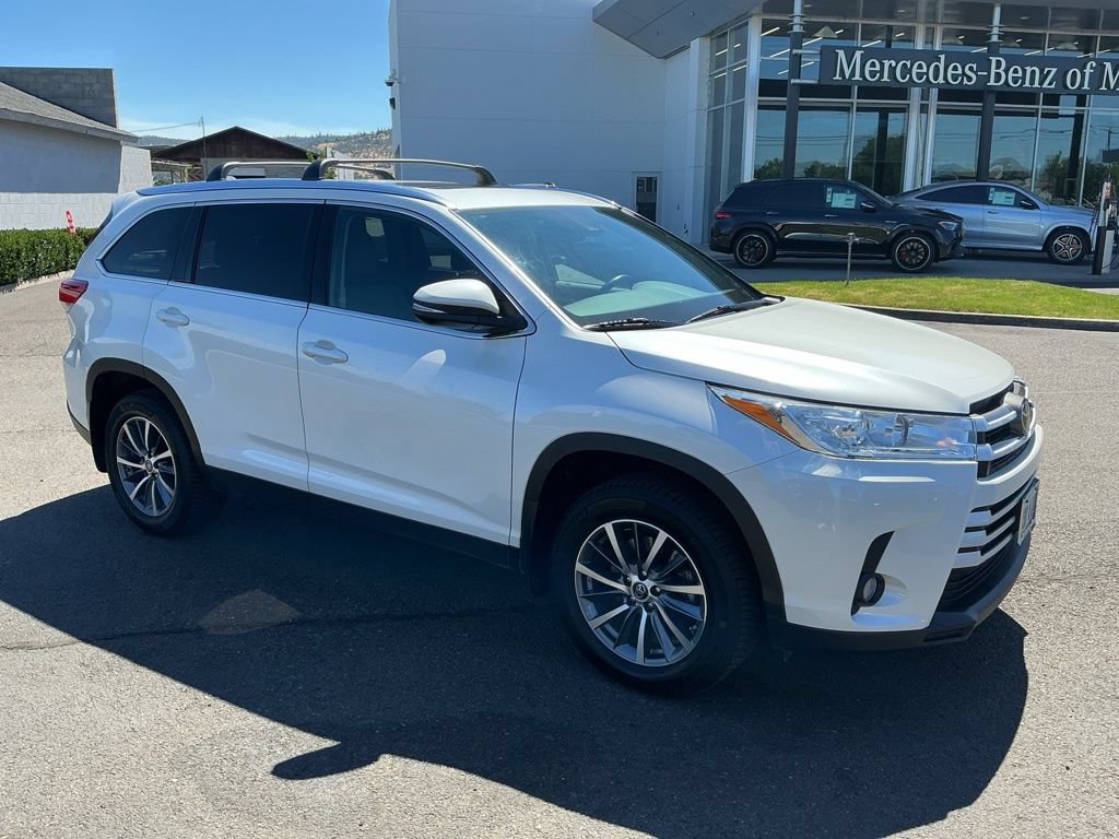 Used 2019 Toyota Highlander XLE AWD/4WD image 6