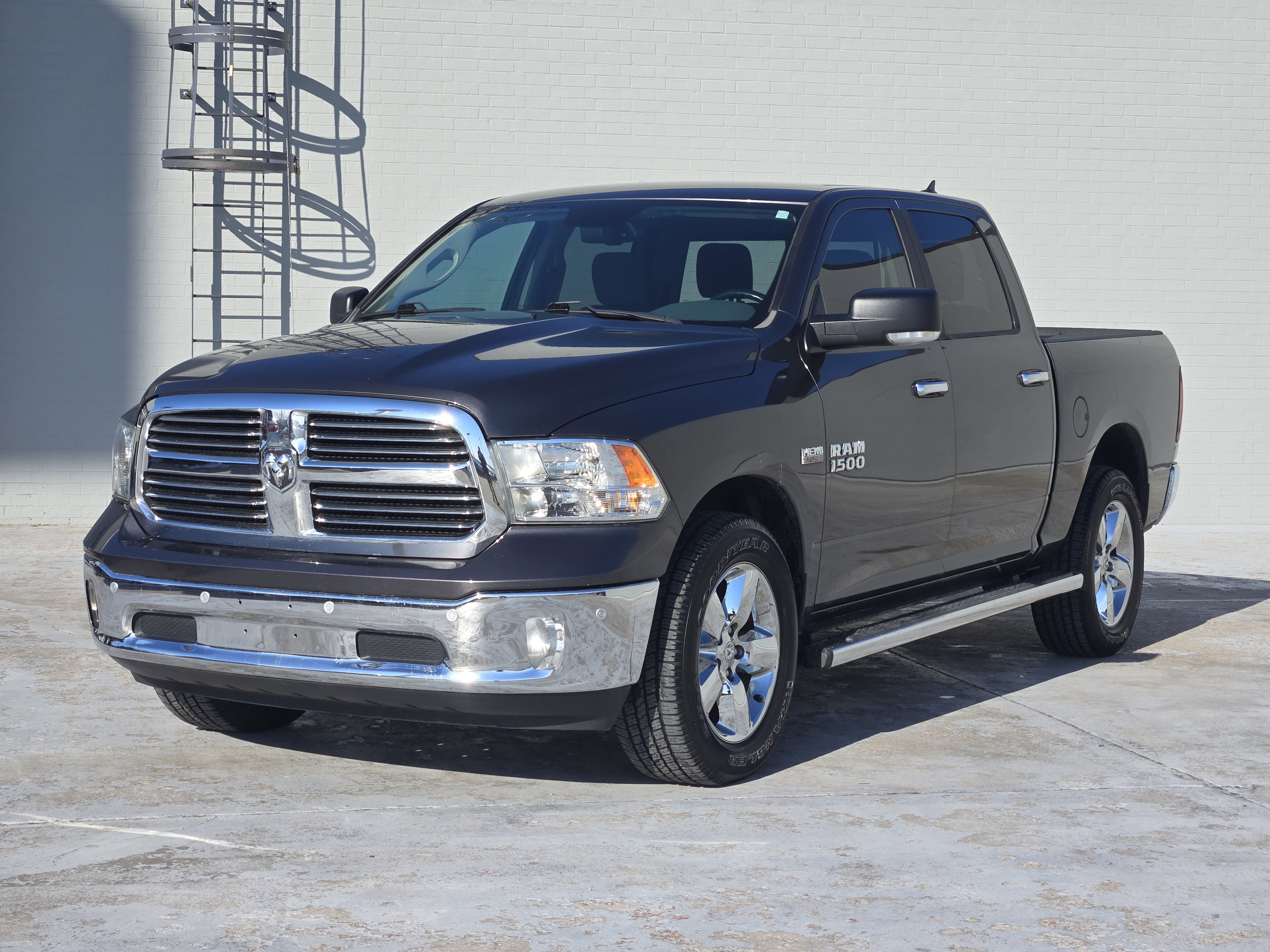Used 2018 RAM 1500 Big Horn image 3