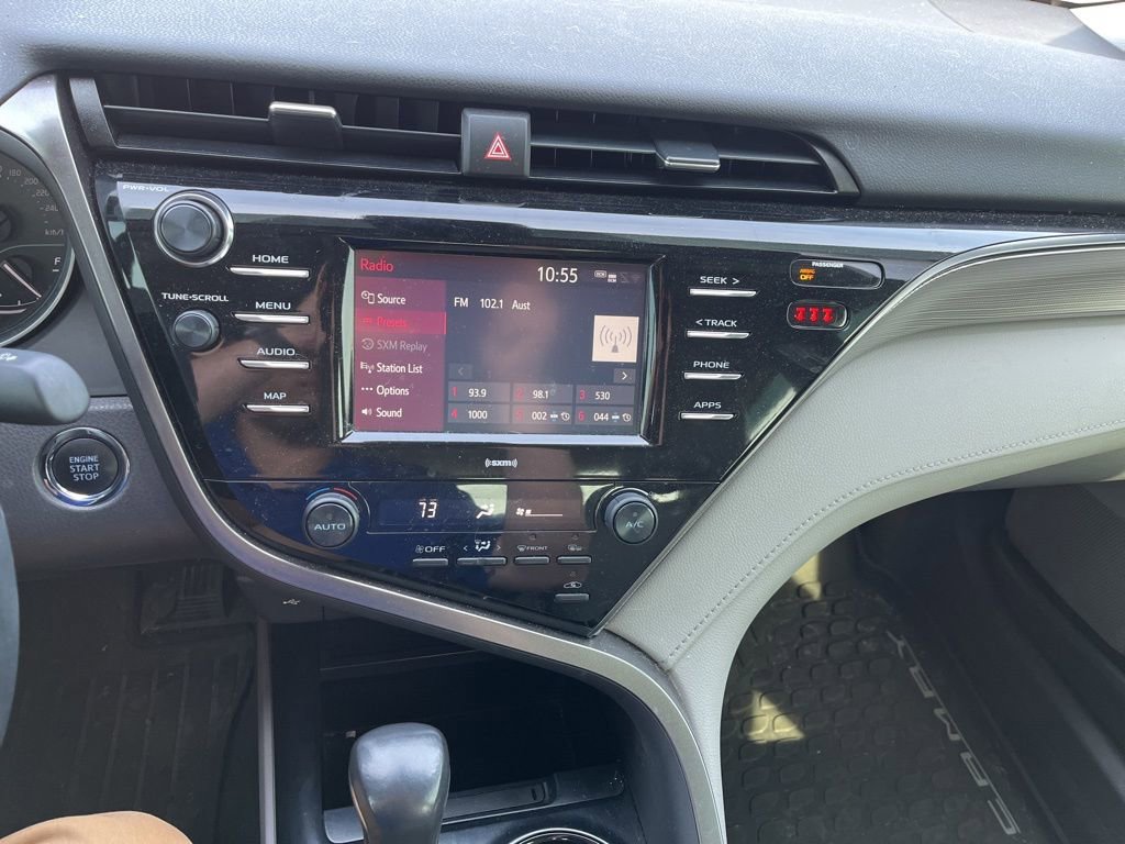 Used 2020 Toyota Camry SE w/ Convenience Package image 8