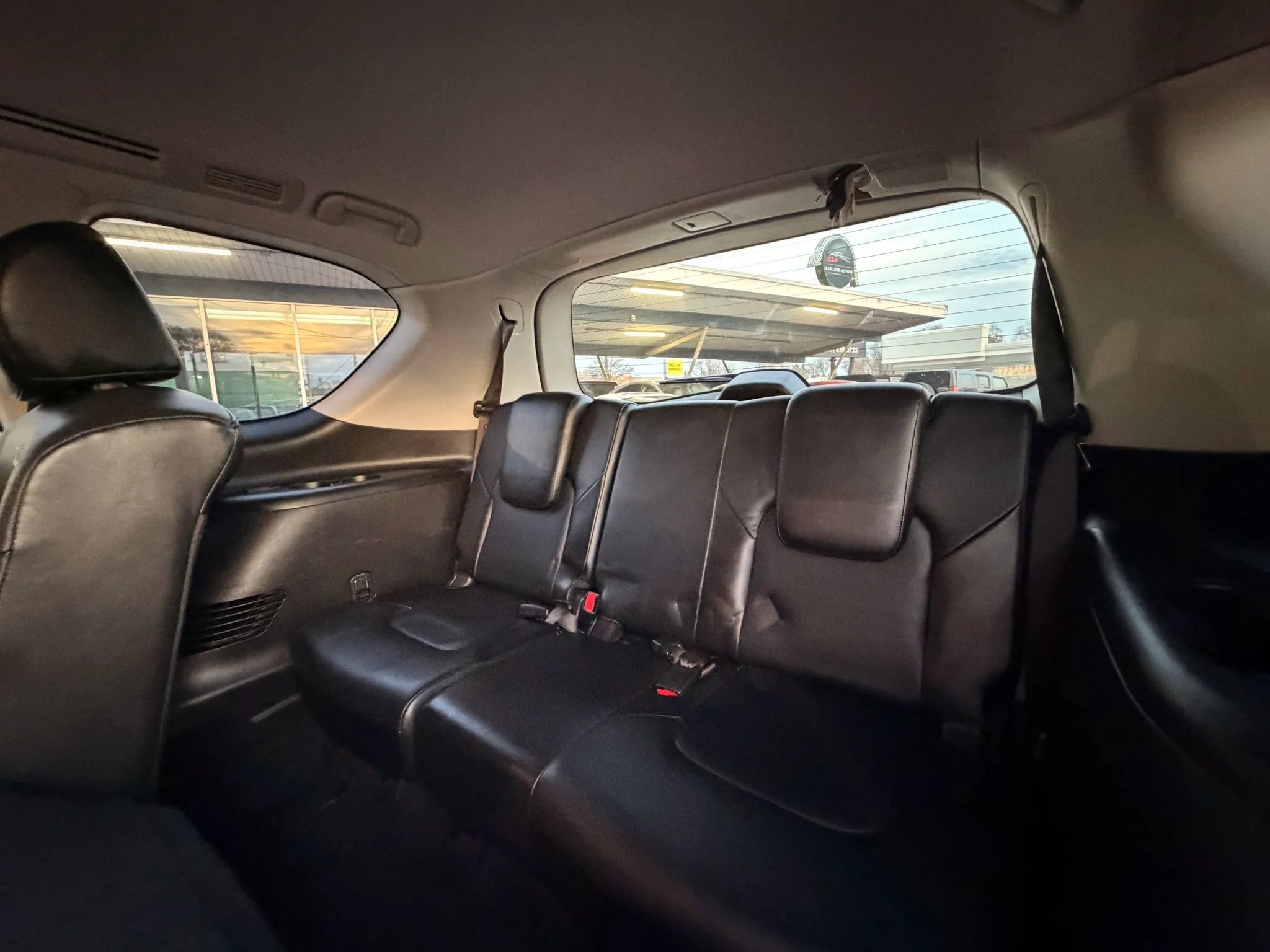 Used 2011 INFINITI QX56 4WD w/ Theater Pkg image 15