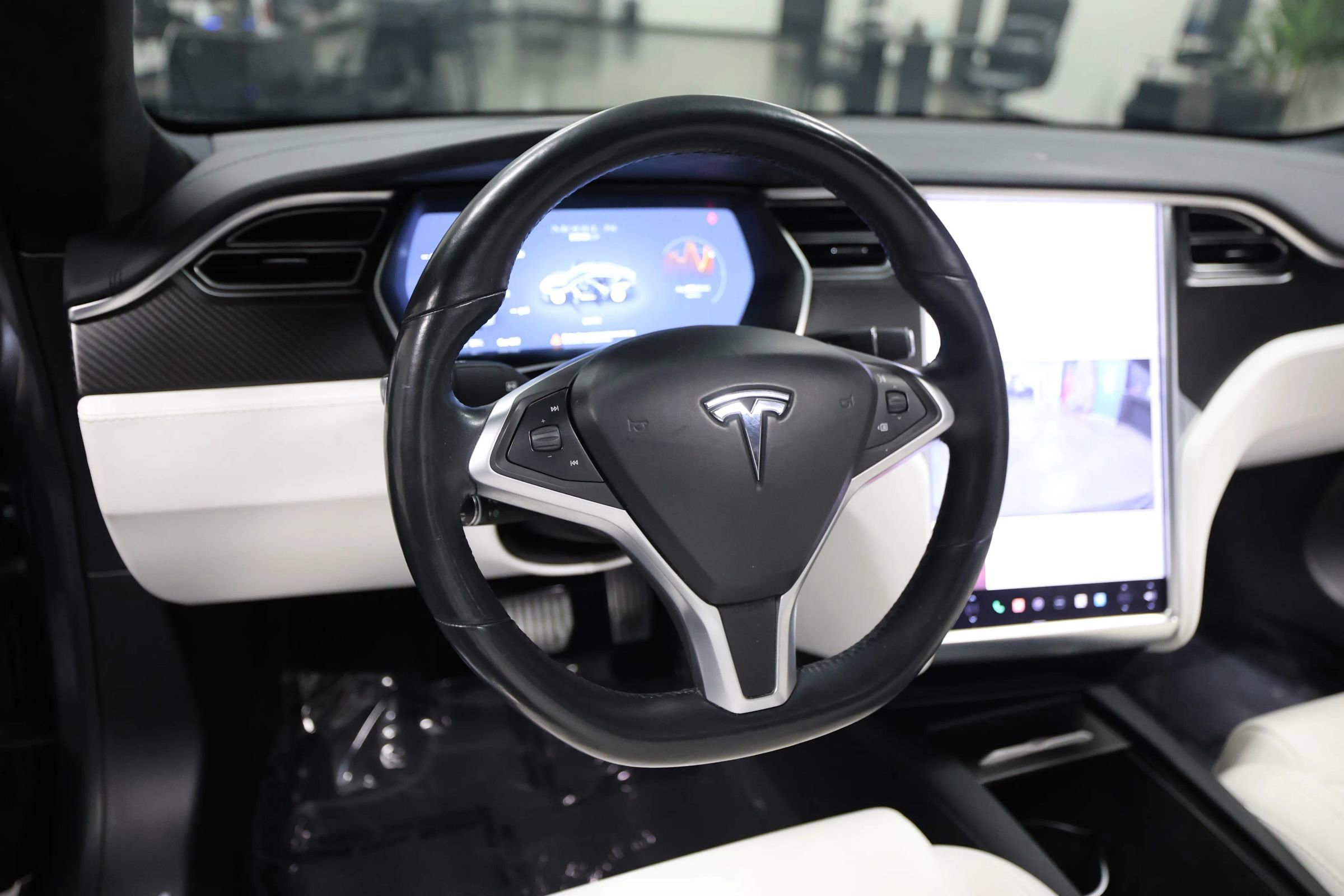 Used 2017 Tesla Model S 100D image 27