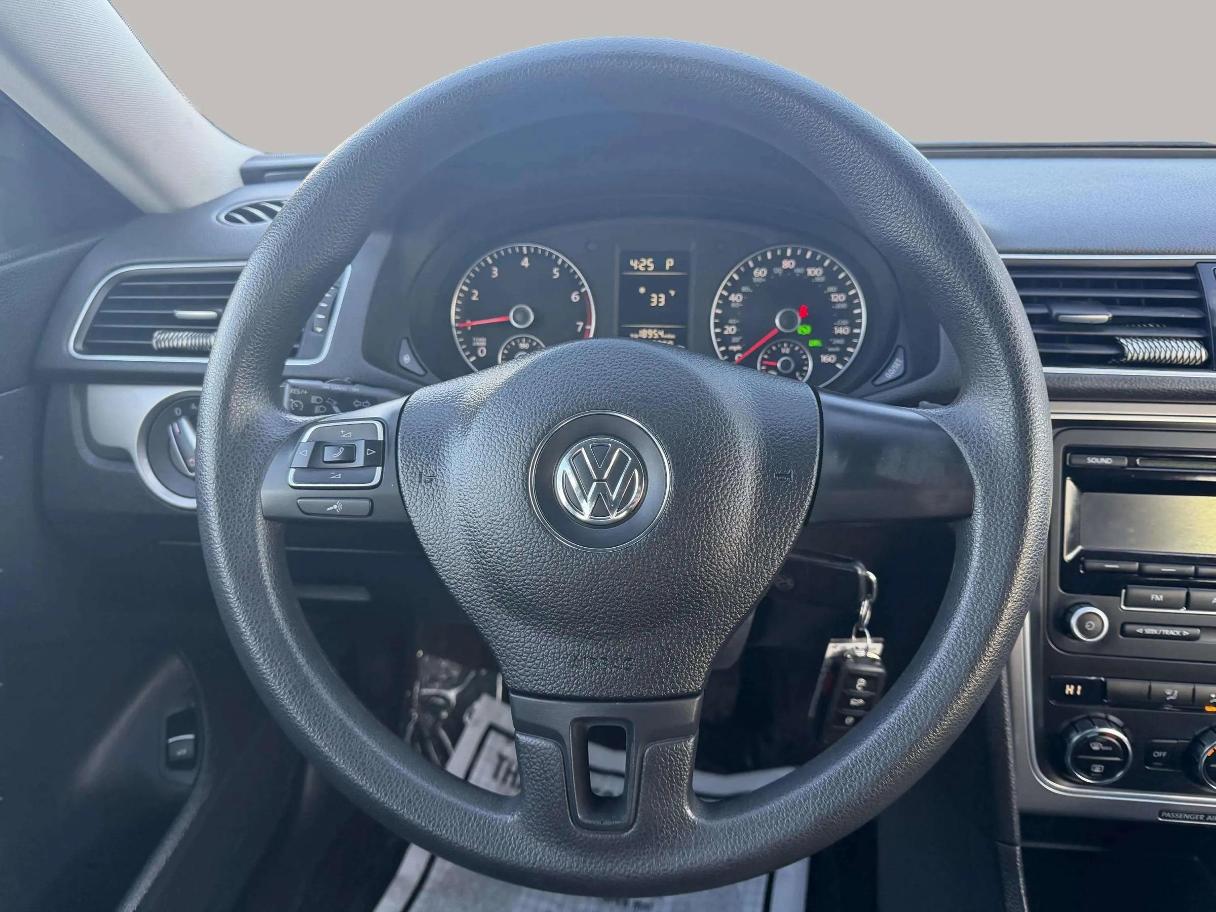 Used 2012 Volkswagen Passat 2.5 S image 25