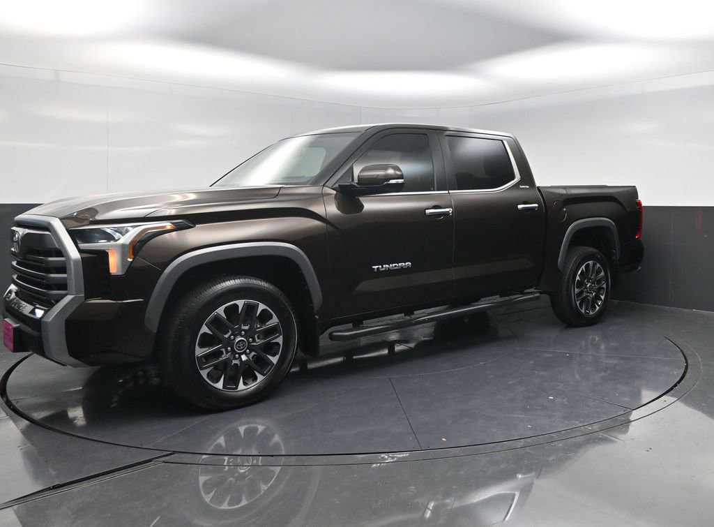 Used 2024 Toyota Tundra Limited image 3