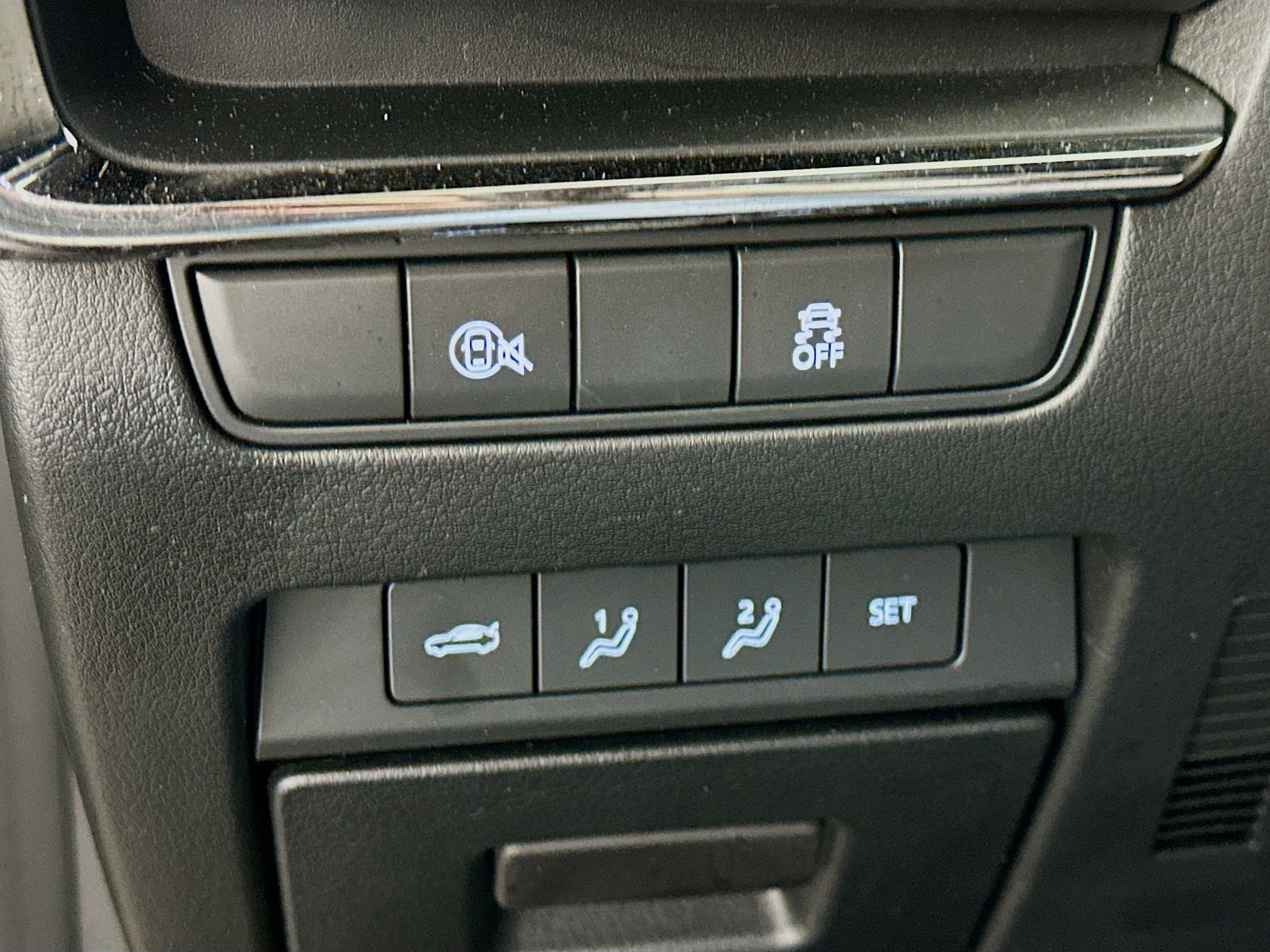 Used 2025 MAZDA MAZDA3 s image 17