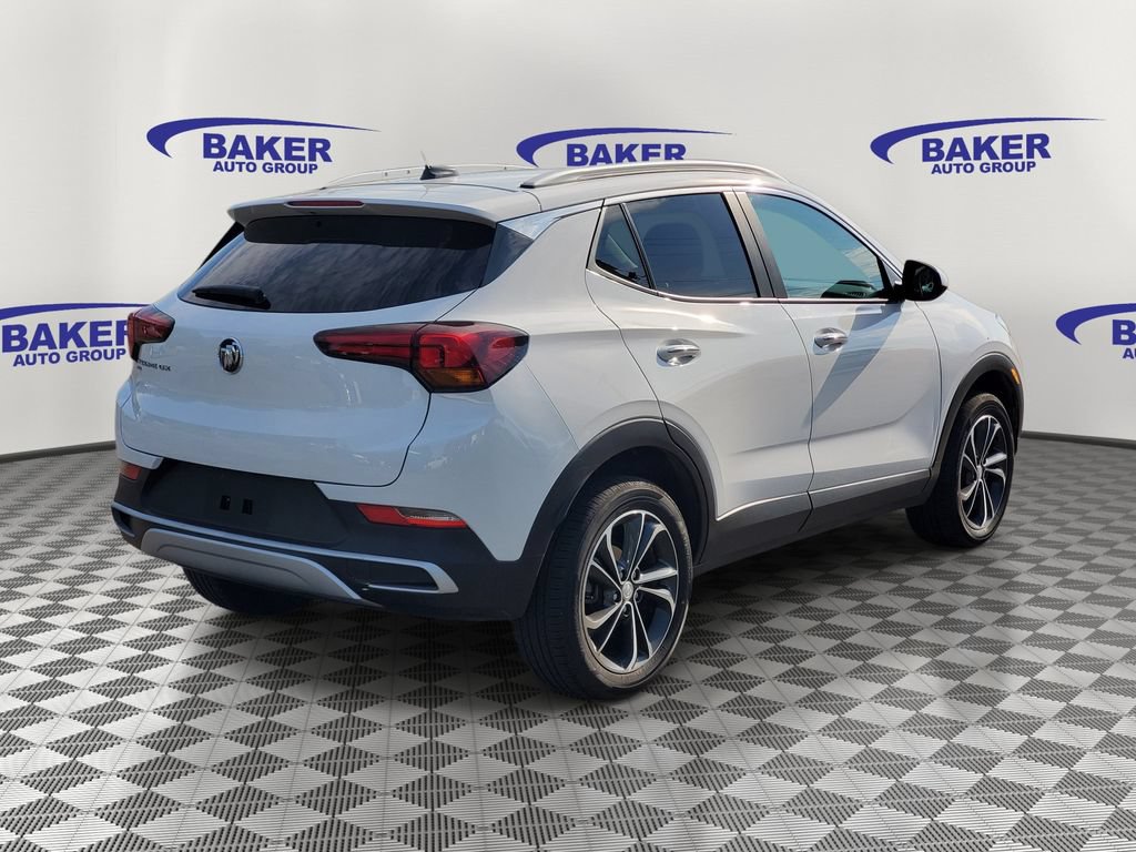 Certified 2023 Buick Encore GX Select AWD/4WD image 2
