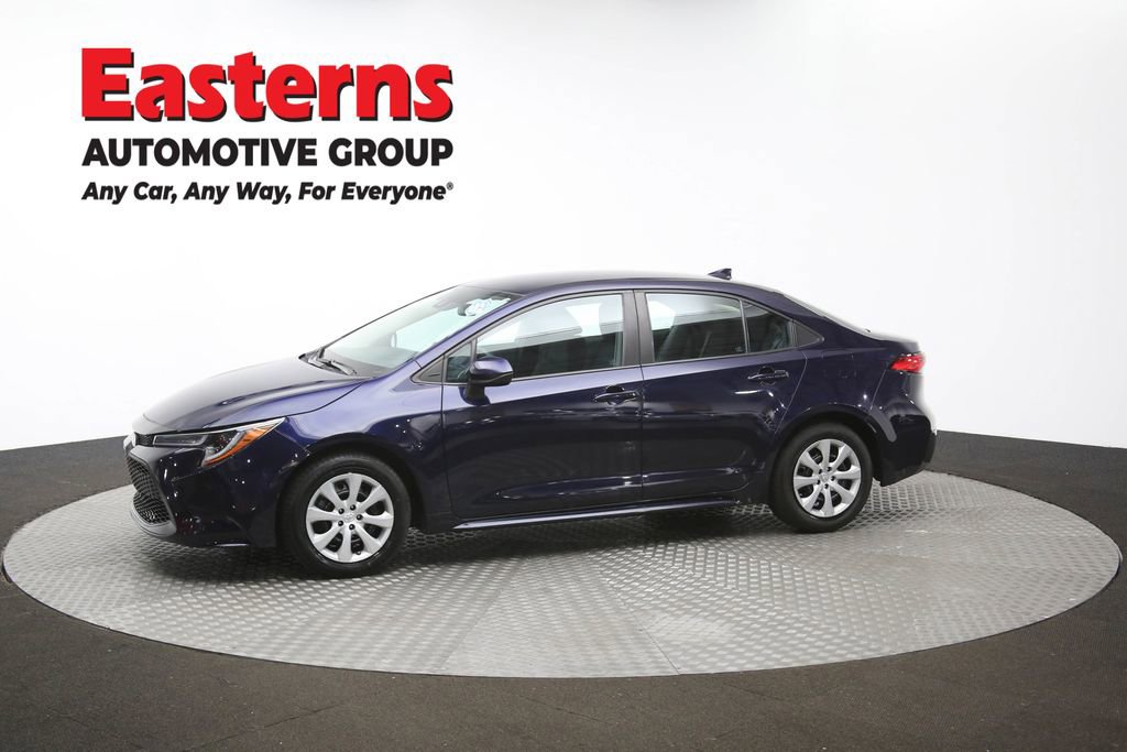 Used 2022 Toyota Corolla LE image 57