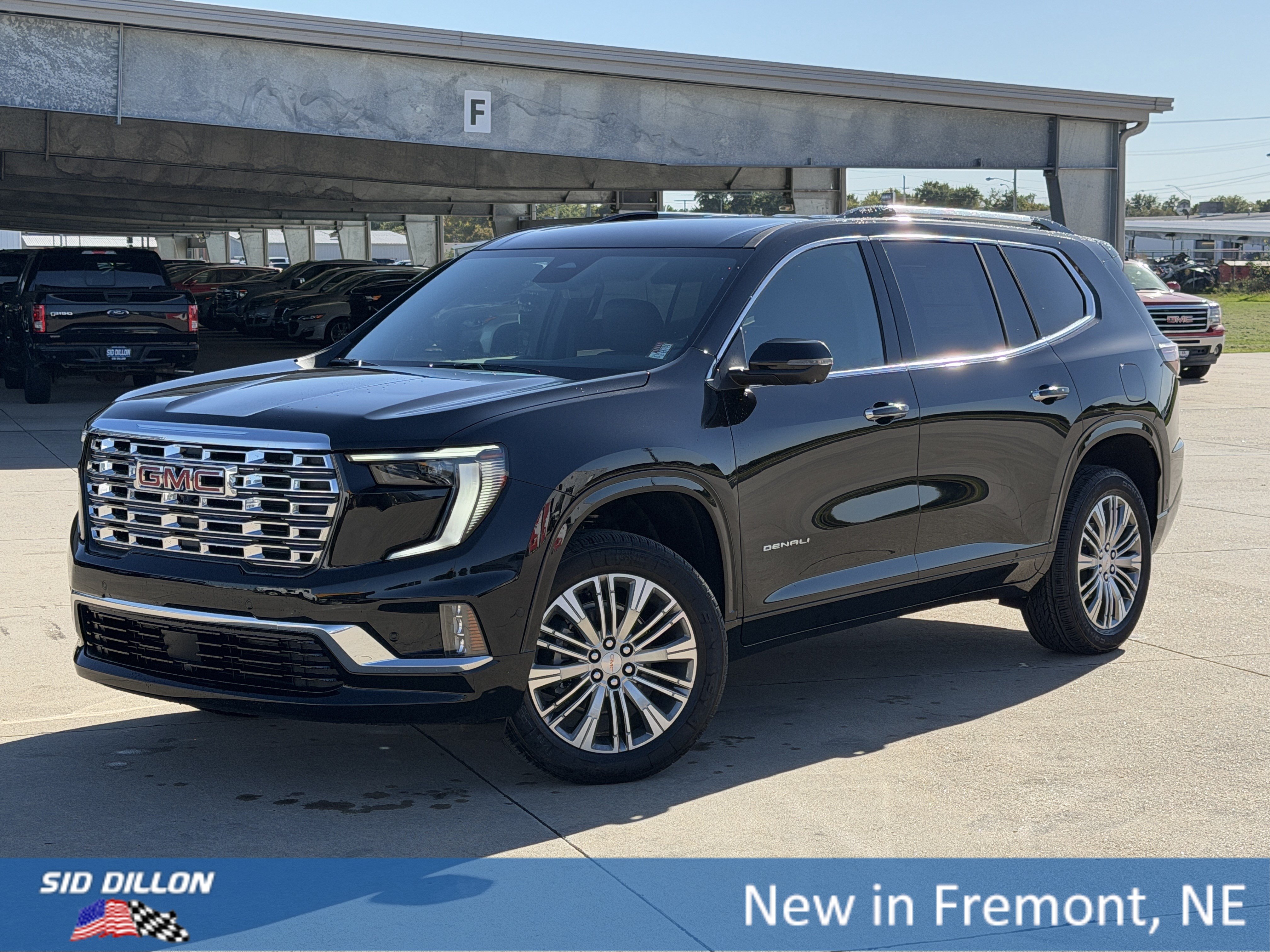 New 2027 GMC Acadia Denali w/ LPO, Floor Liner Package