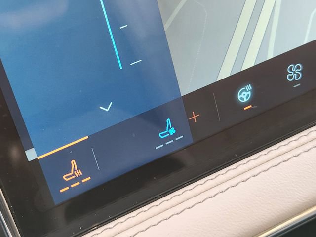 New 2026 Lincoln Aviator AWD w/ Jet Appearance Package image 22