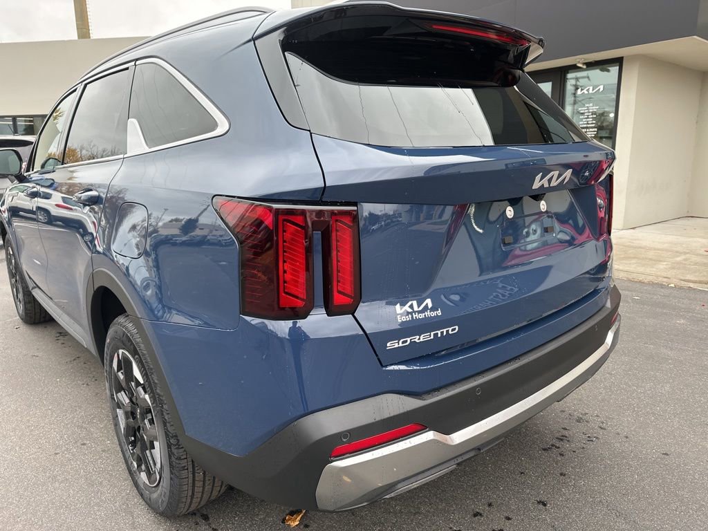 New 2026 Kia Sorento S w/ S Panoramic Sunroof Package image 9