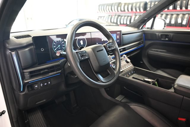 Used 2024 Hyundai Santa Fe Calligraphy AWD/4WD image 23