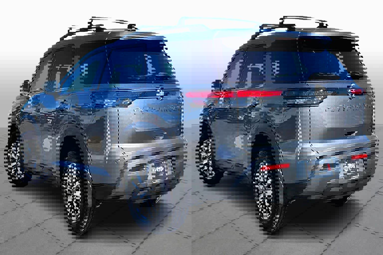 New 2026 Nissan Pathfinder SL image 12