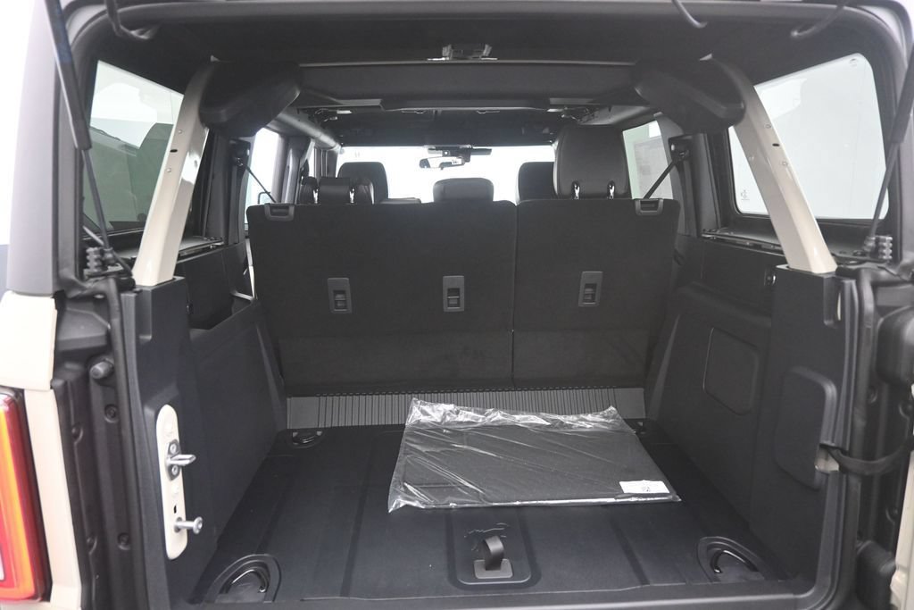 New 2026 Ford Bronco Badlands AWD/4WD image 12