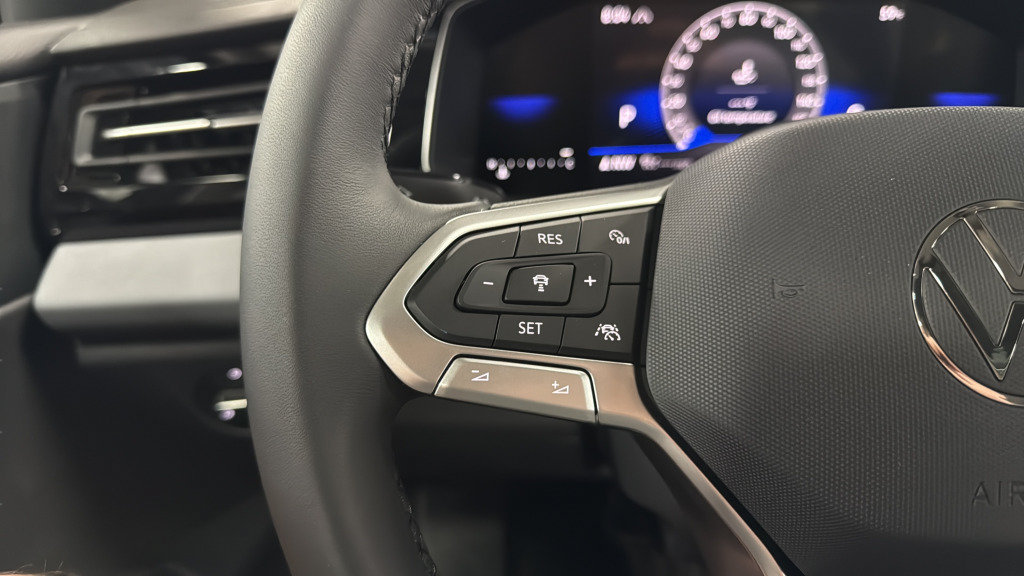 New 2026 Volkswagen Jetta SE FWD image 22