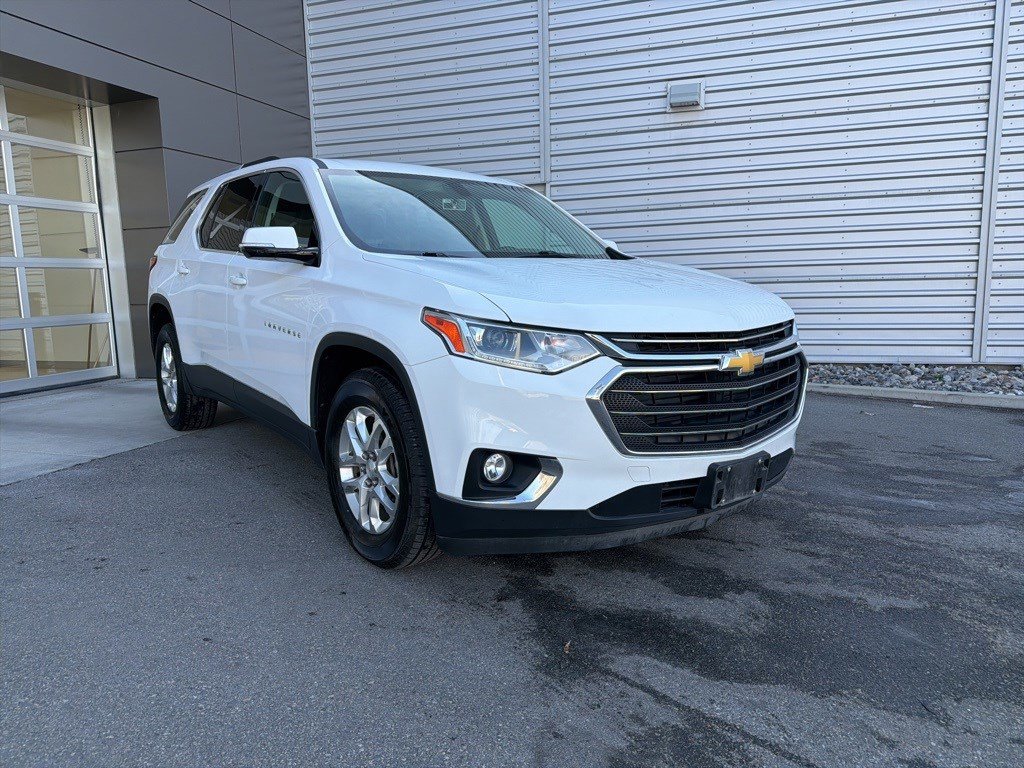 Used 2018 Chevrolet Traverse LT image 3