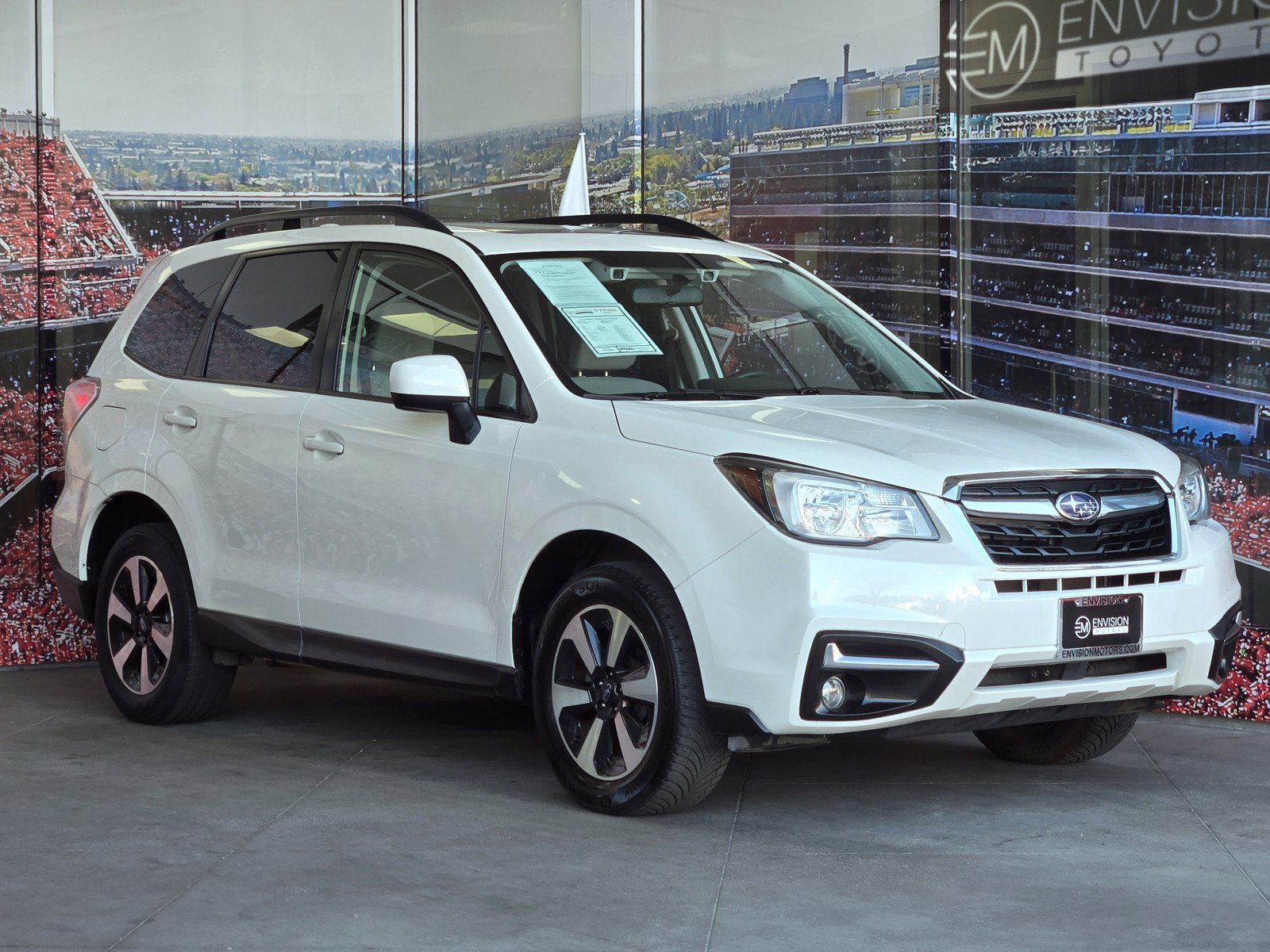 Used 2018 Subaru Forester 2.5i Premium AWD/4WD image 1