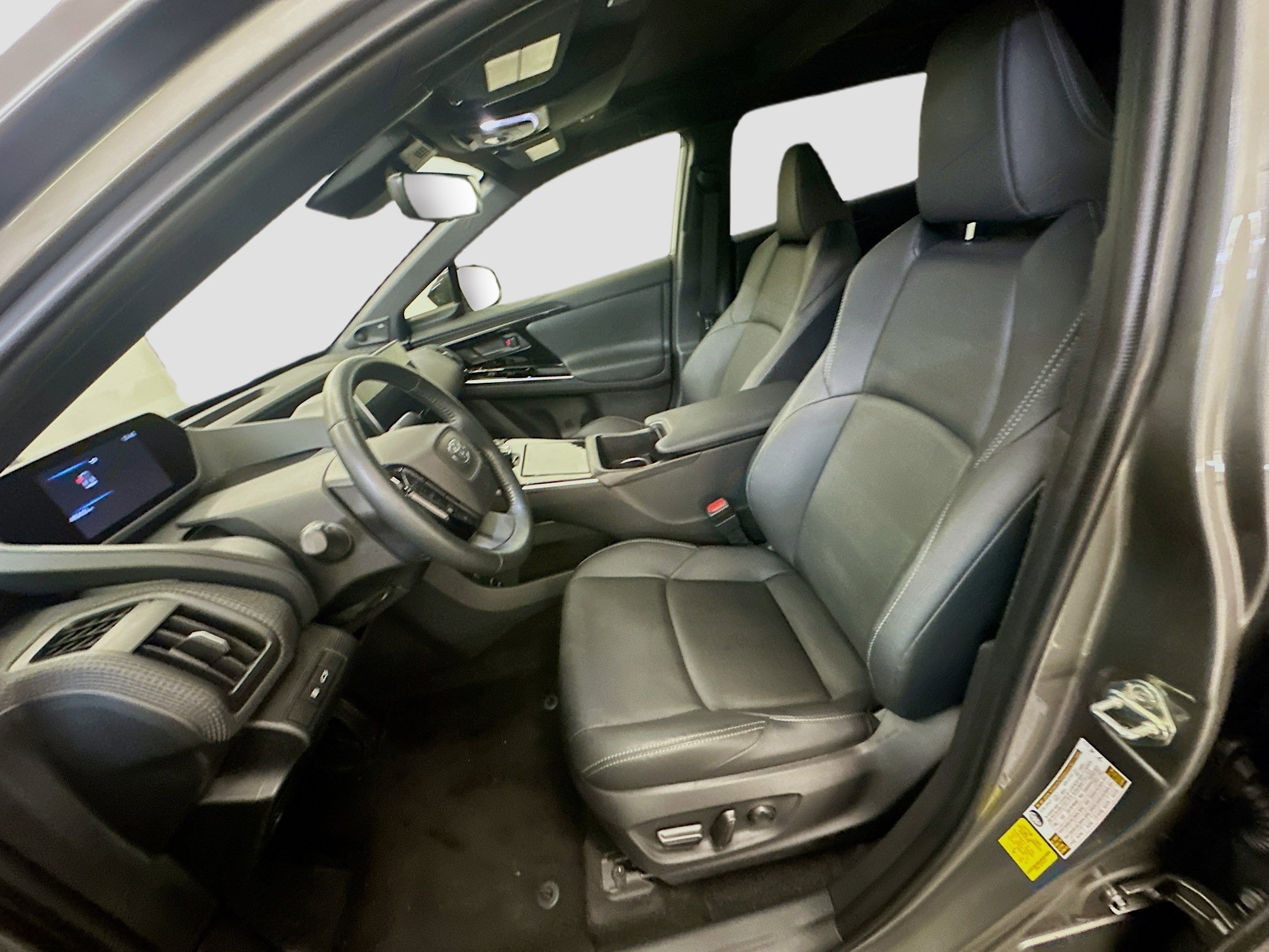 Used 2023 Toyota bZ4X AWD w/ Weather Package image 13