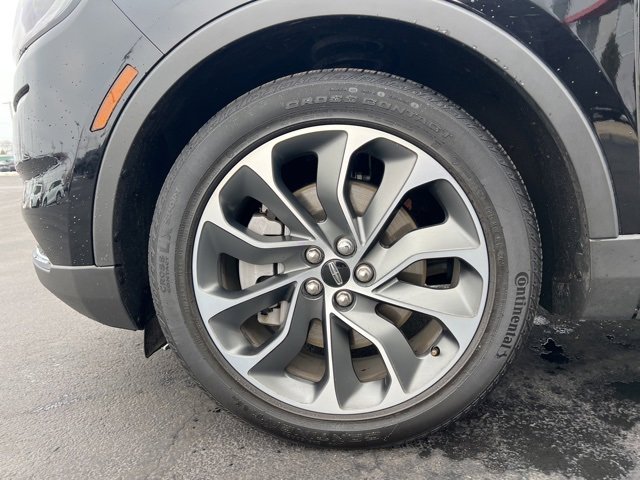 Used 2023 Lincoln Nautilus Reserve image 10