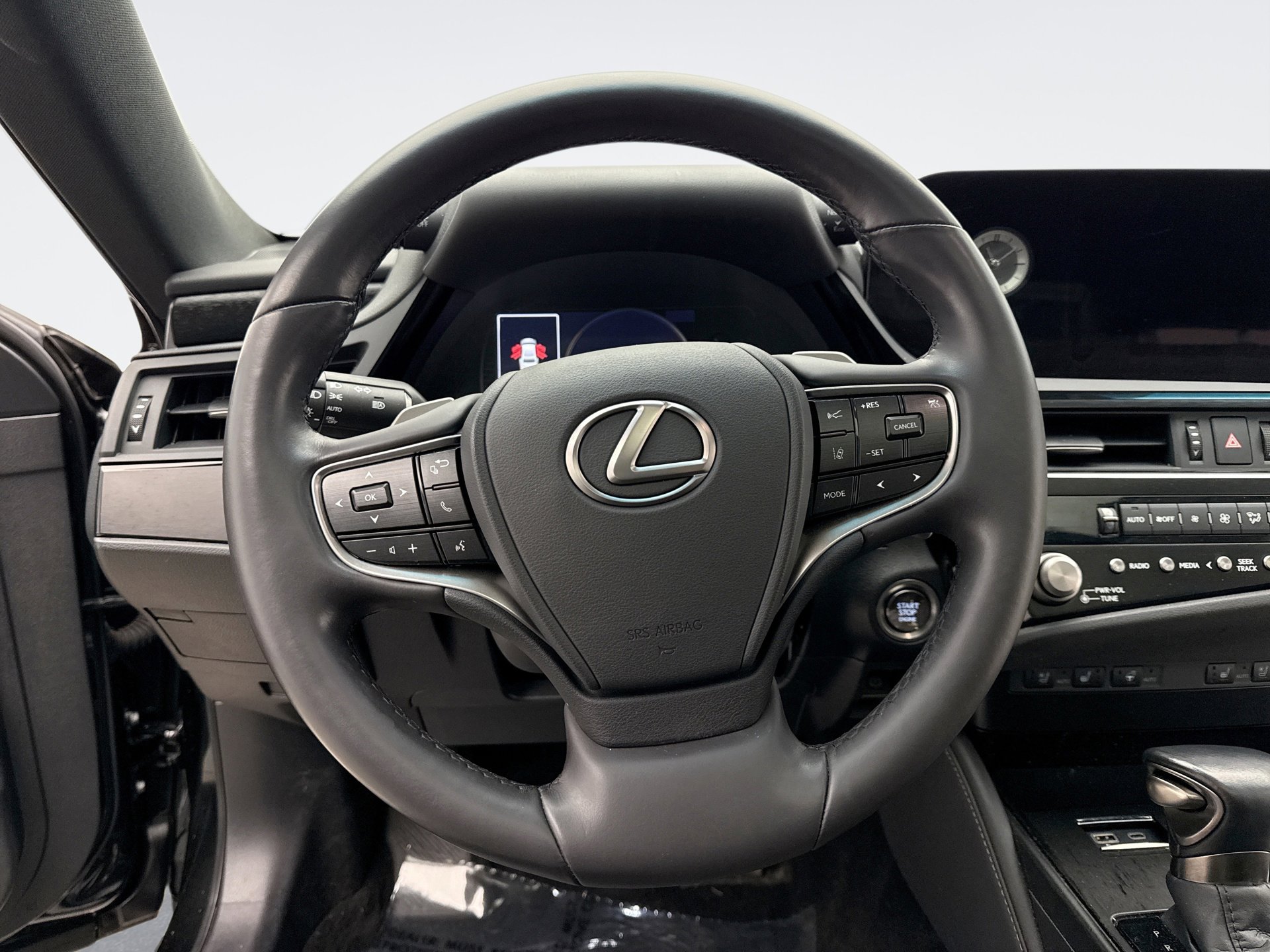 Used 2023 Lexus ES 350 w/ Premium Package image 12