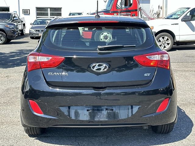 Used 2016 Hyundai Elantra GT FWD image 3