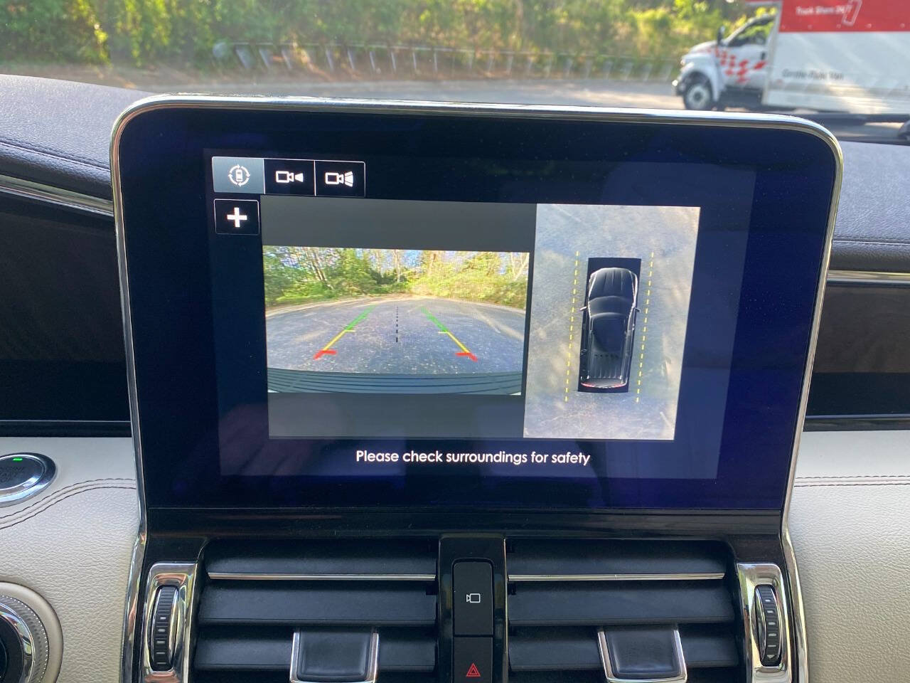 Used 2019 Lincoln Navigator Reserve AWD/4WD image 28