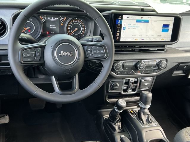 New 2025 Jeep Gladiator Sport AWD/4WD image 18