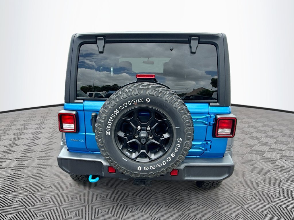 Certified 2023 Jeep Wrangler Unlimited AWD/4WD image 7