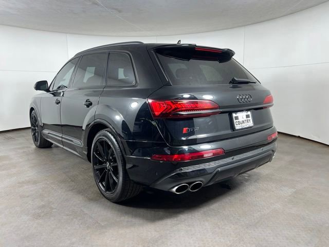 Used 2022 Audi SQ7 Premium Plus w/ SQ7 Executive Package AWD/4WD image 5